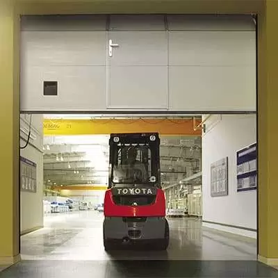 Промышленные ворота цвет белый